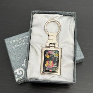 Keychain (lacquerware inlaid with mother-of-pearl)